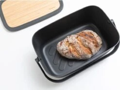 Brabantia Nic Broodtrommel - Met Bamboe Deksel - Dark Grey 31 Brabantia Nic Broodtrommel - Met Bamboe Deksel - Dark Grey -Huishoudelijke Artikelen Winkel 1200x897