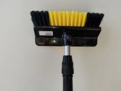 Zonnepanelen / Auto / Ramen Wassen Telescoopsteel Met Borstel Waterdoorlatende Wasborstel Met Telescopische Steel 4 Meter En Gardena Aansluiting / Wasborstel Met Uitschuifbare Telescoopsteel Met Waterdoorvoer -Huishoudelijke Artikelen Winkel 1200x899 3