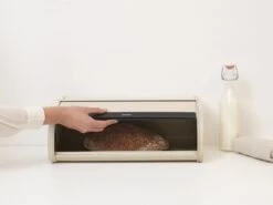 Brabantia Broodtrommel - Met Schuifdeksel - Soft Beige -Huishoudelijke Artikelen Winkel 1200x900 22