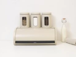 Brabantia Broodtrommel - Met Schuifdeksel - Soft Beige -Huishoudelijke Artikelen Winkel 1200x900 24