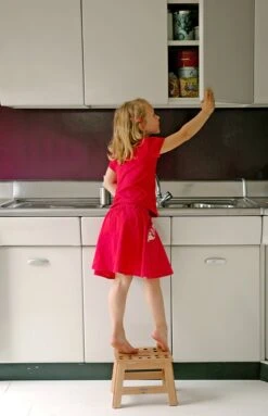 PUHLMANN - Inklapbare Kruk, JAMES, Hout, 23 Cm Hoog, Max 150 Kilo -Huishoudelijke Artikelen Winkel 774x1200