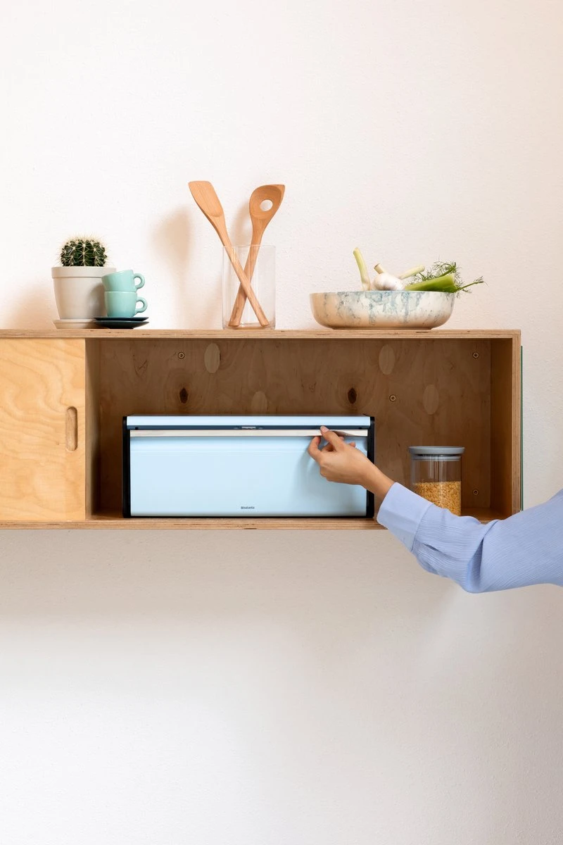 Brabantia Broodtrommel - Met Klepdeksel - Dreamy Blue 5 Brabantia Broodtrommel - Met Klepdeksel - Dreamy Blue - Afbeelding 4